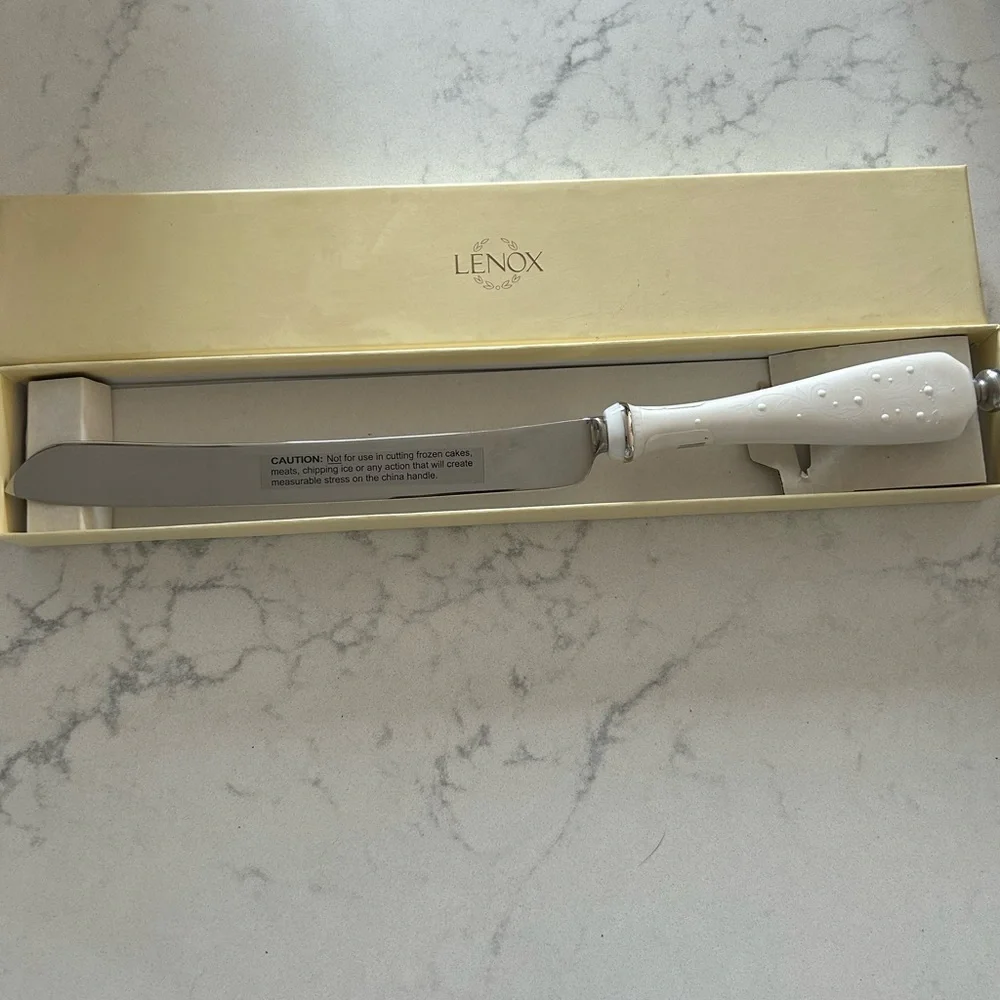 Lenox Cake Knife from Promises Collection Stainless Steel Blade NWT in box